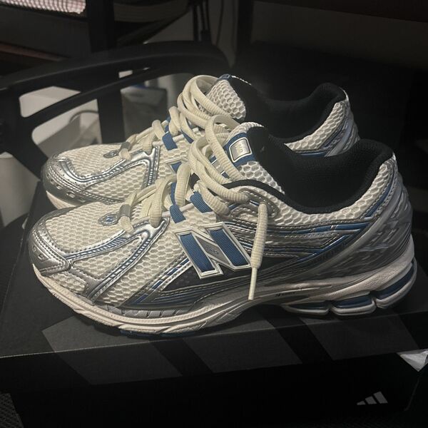 New Balances 1906 White And Blue