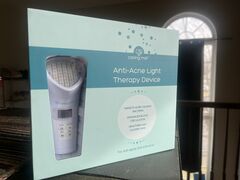 Anti-Acne Light Therapy device