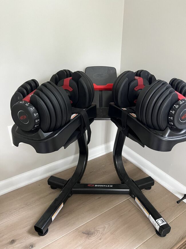 Pair of Bowflex SelecTech 552 Dumbbells (Stand included)