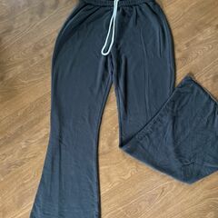 ARIE Black Flare Sweatpants, Size: Medium