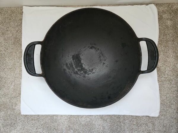 Weber Cast Iron Grill Wok