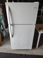 Nice Size House Refrigerator Working Great Condition