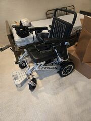 Power Wheelchair Evolution 400lbs Capacity New Not Used