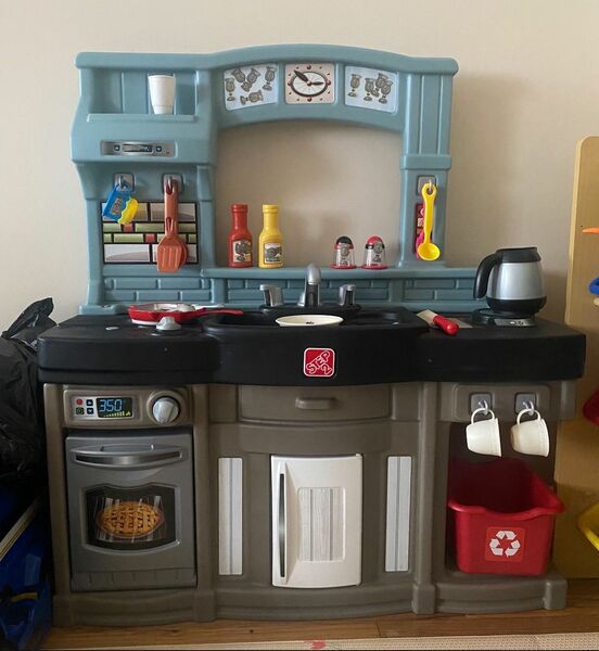 ep2 Best Chefs Kids Kitchen Playset, Interactive Play with Lights and Sounds, For Toddlers 2+ Years Old, Realistic 25 Piece Toy Accessory Set