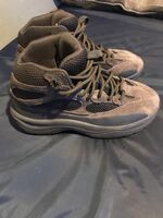 Yeazy Boots