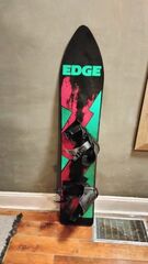 VINTAGE BLACK SNOW SNOWBOARD "EDGE