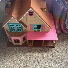 Play House Opens Big!!