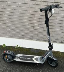 NIU - KQi Air Carbon Fiber Foldable Electric Kick Scooter