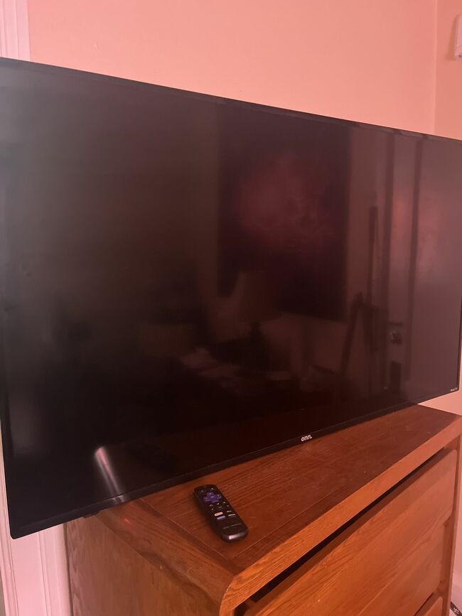 50 “ Roku Onn Tv