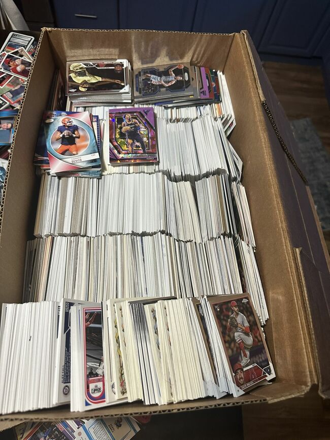 7000 Plus Sports Cards