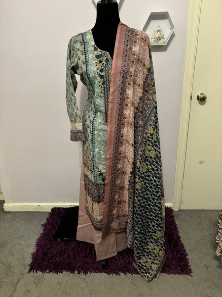 Pakistan lown cotton Salwar Kameez