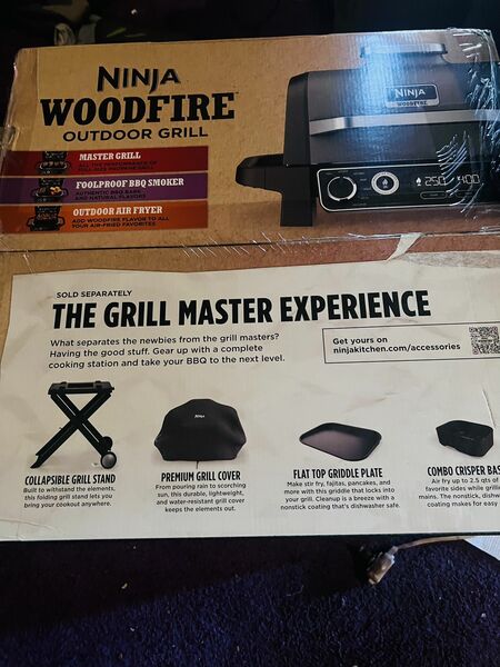 Ninja Wood fire Outdoor Grill (electric)