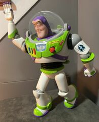TOY STORY 12" SPANISH & ENGLISH SPEAKING SPECIAL EDITION BUZZ LIGHTYEAR!