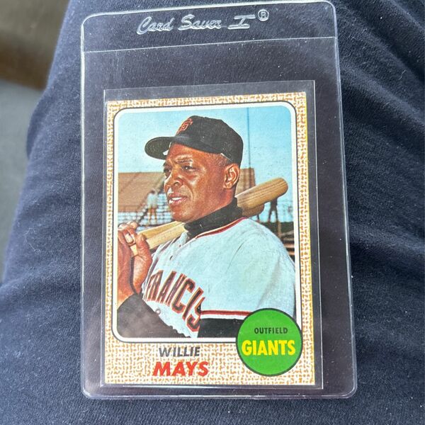 Willie Mays Baseball Card