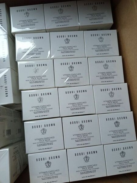 Bobbi Brown Case Of 75 Vitamin Enriched Moisture Face Base 3.4 Oz