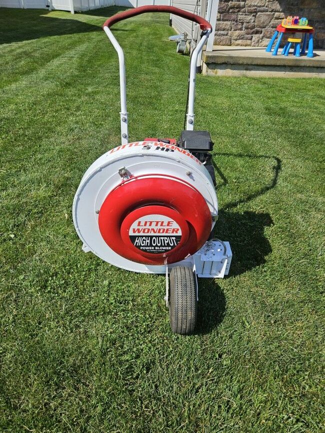 Leaf Blower For Sale Runs Good As Is No Warranty Cash Only 1,000.00 PRICE IS FIRM