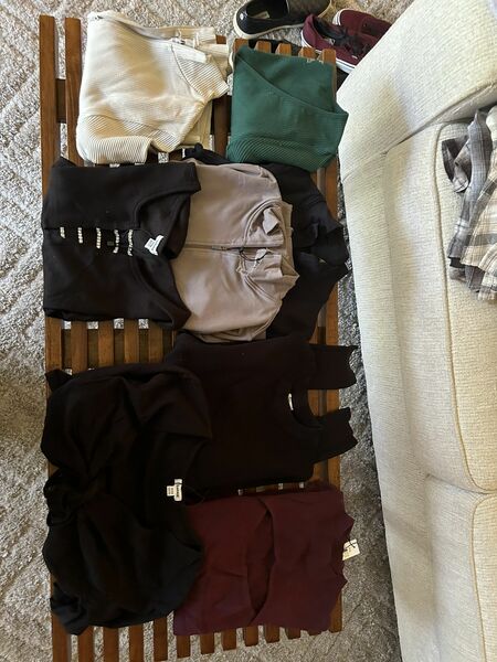 garage long sleeve tops