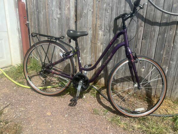 Trek Verve 1 Women’s Specific Design, Hybrid Bike-Small