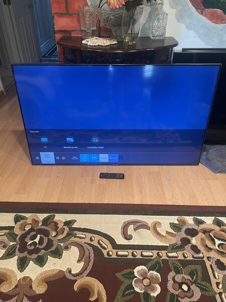 Samsung 55-Inch Pro TV |  4K | HDMI | USB |Tuner | Speakers | 250 nits, Black