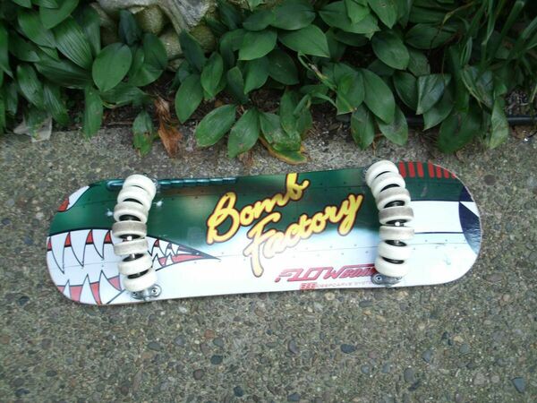 14 Wheel Trick Skateboard  bomb factory flowboard deep cave system skateboard fighter bomber    the graphics have bright colors. The Flowboard is buil