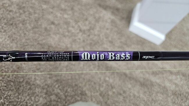 Croix Mojo Bass Trigon Casting Rod
MJC71MF 7'1" Medium Power, Fast action, 1/4-5/8 oz.
