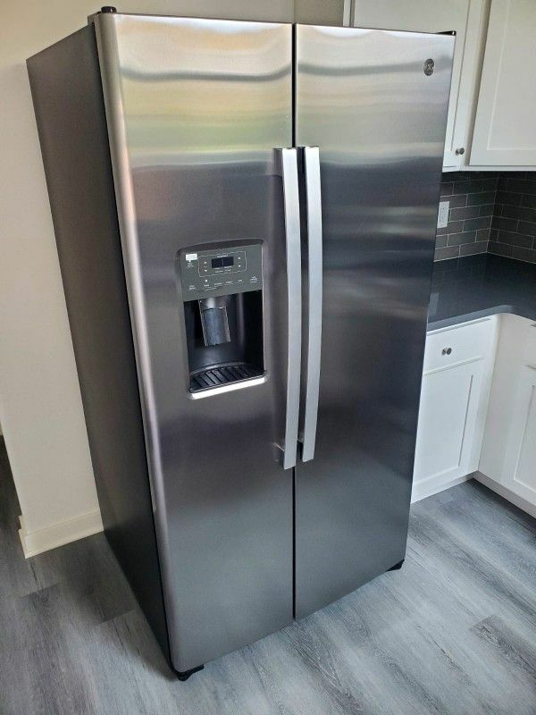 New GE Refrigerator