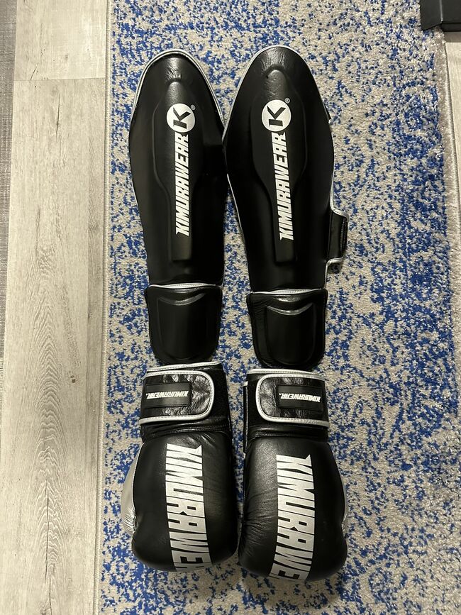 Kimurawear MMA Muy Thai Gloves 10oz- L and Shinguards