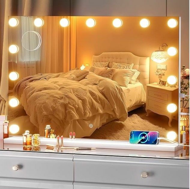Vanity Mirror with Lights, 32" x 22"