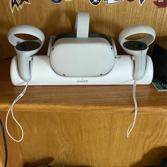 Oculus Quest+Anker Charging Dock