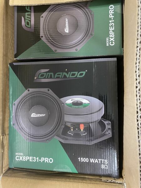 Comando Pro 8” 1500watts