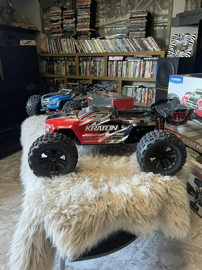 2 Rc 6s Cars With A Extra Battery