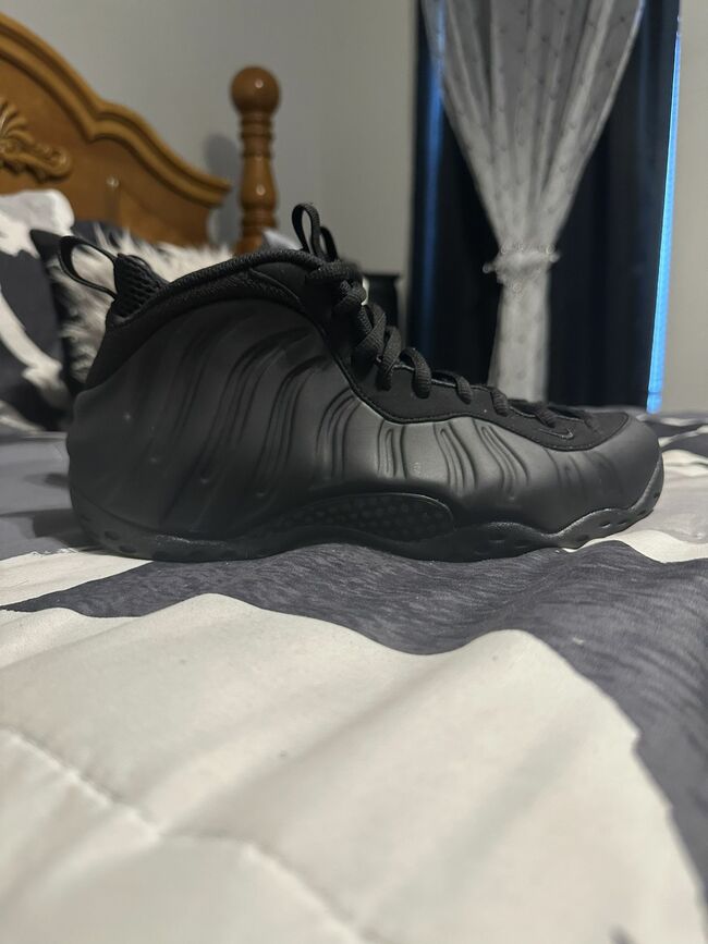 Nike Foamposites Anthracite Size 10