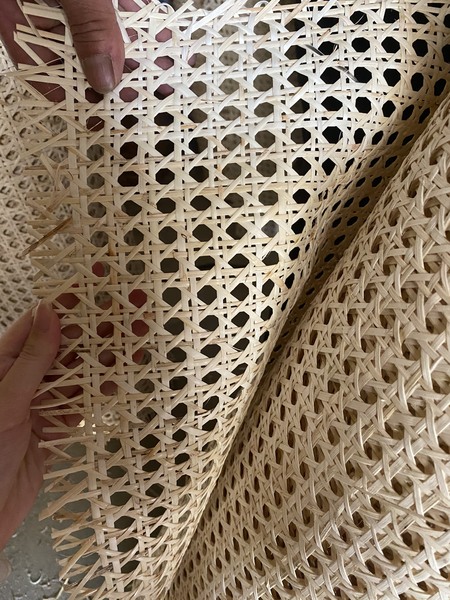 2022 Hot Sale Wholesale Natural Weaving Rattan Mesh Cane Webbing Roll Buy Rattan Cane Webbing - Louli whatsapp: +84961922242