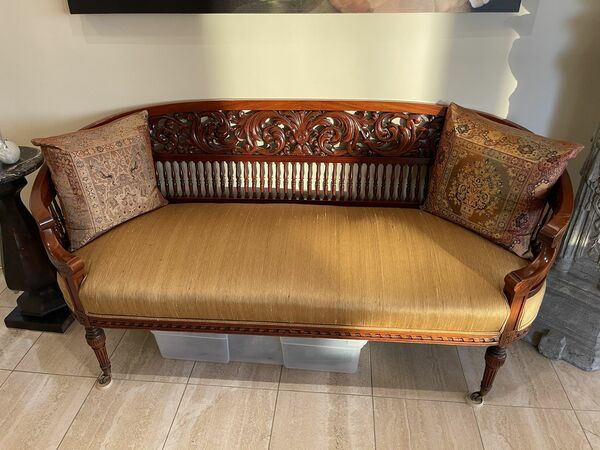 GORGEOUS antiqueRococco settee