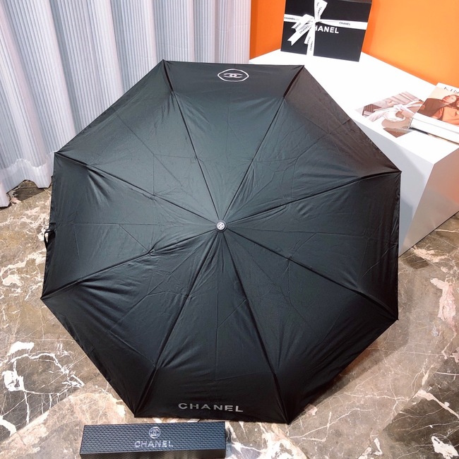 BLACK UMBRELLA