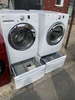 Lg Washer N Electric Dryer Set With Pedalstool