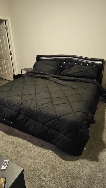 New KING bed
