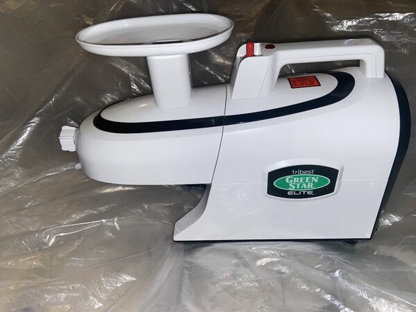 Green Star Pro Twin Turbo Juicer/ Make Offer