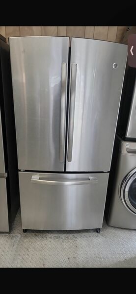 GE 33” Wide 3-door Stainless Steel Refrigerator