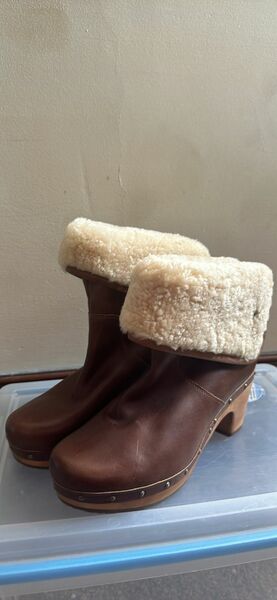 Woman Ugg Boots