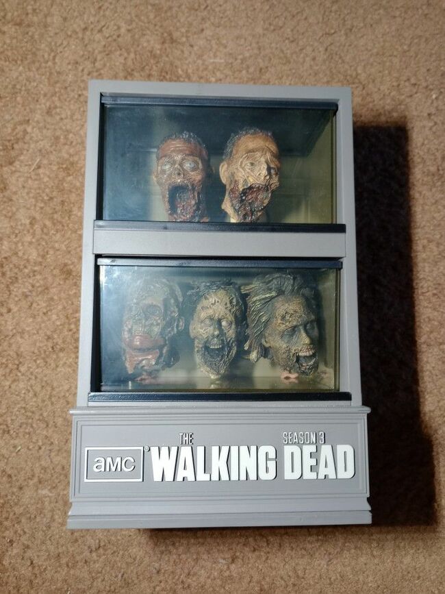 The Walking Dead Season 3 Limited Edition Bluray
