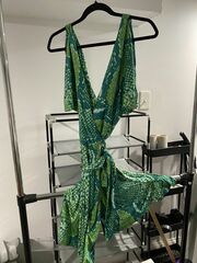 Diane Von Furstenberg Dress (size 4)