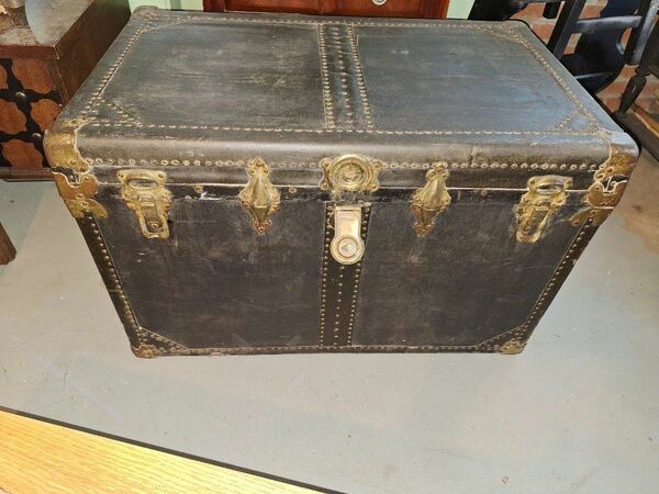 Antique 1930's Steamer Trunk