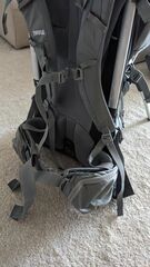 Thule Stapling Kids Back Hiking Carrier Dark Grey