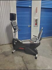 I Can Deliver Life Fitness CLSR Recumbent Bike
