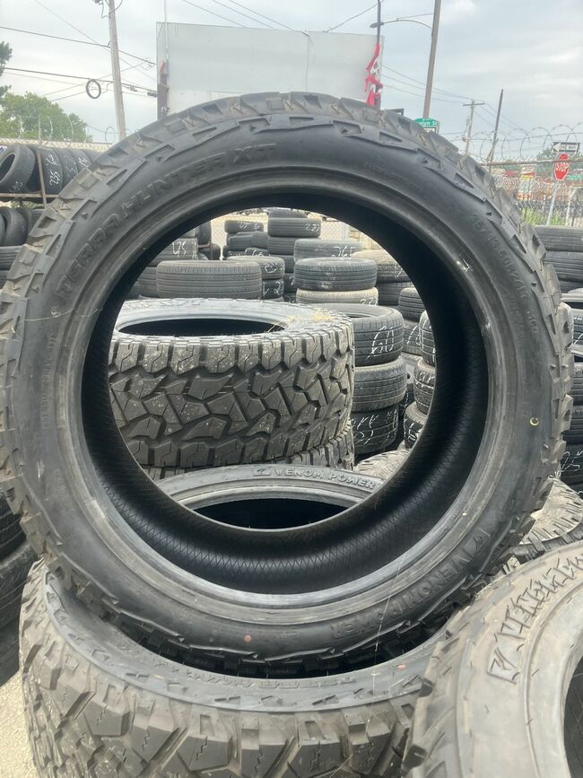 35x13.5R24LT Venom power