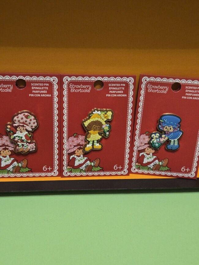 rawberry Shortcake Characters Scented Enamel Metal Pin Blind Box Combo Set