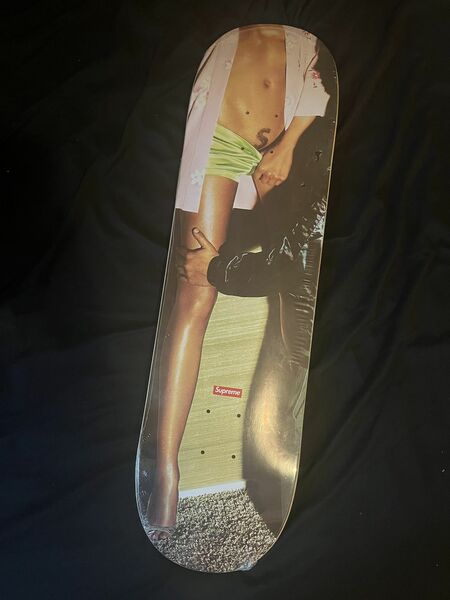 Supreme Model Skateboard