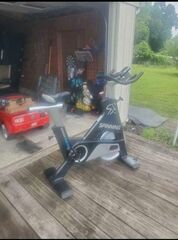 I CAN DELIVER Star Trac Blade Ion Spin Bike