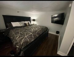 King Bed With Mattress And 2 Night Stands